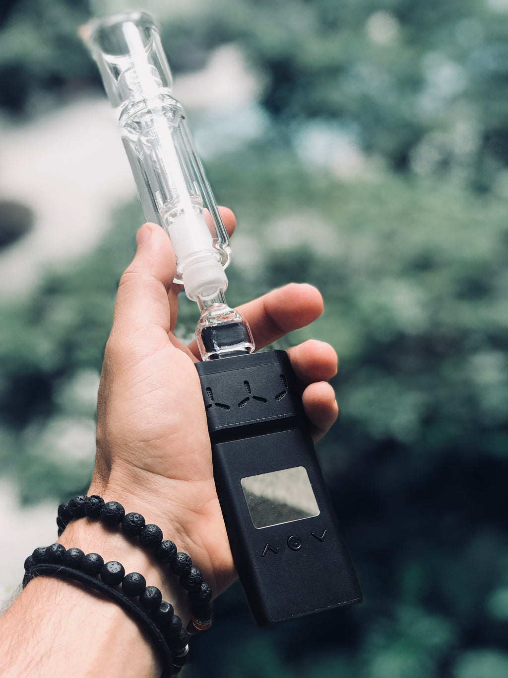 How Does A Bong Work With A Vape?